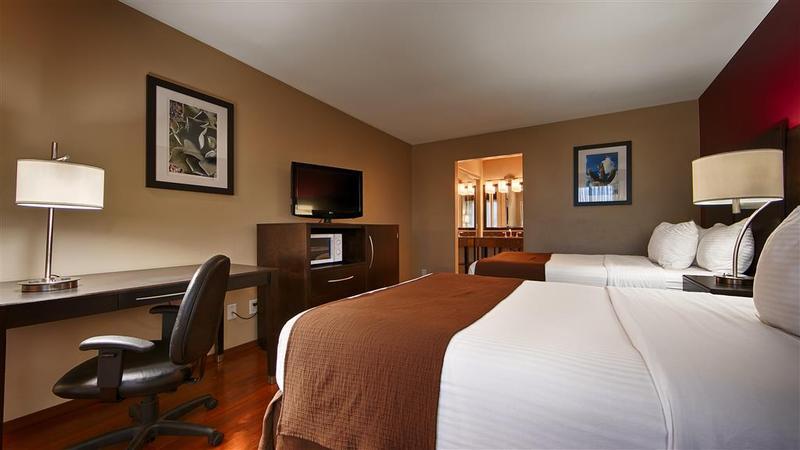 Quality Inn & Suites Phoenix Nw - Sun City Youngtown Ngoại thất bức ảnh