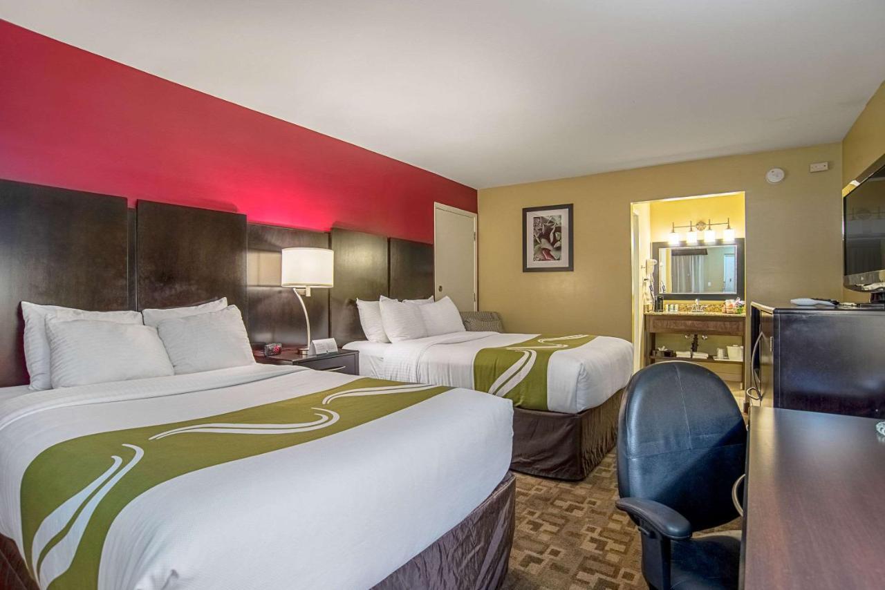 Quality Inn & Suites Phoenix Nw - Sun City Youngtown Ngoại thất bức ảnh