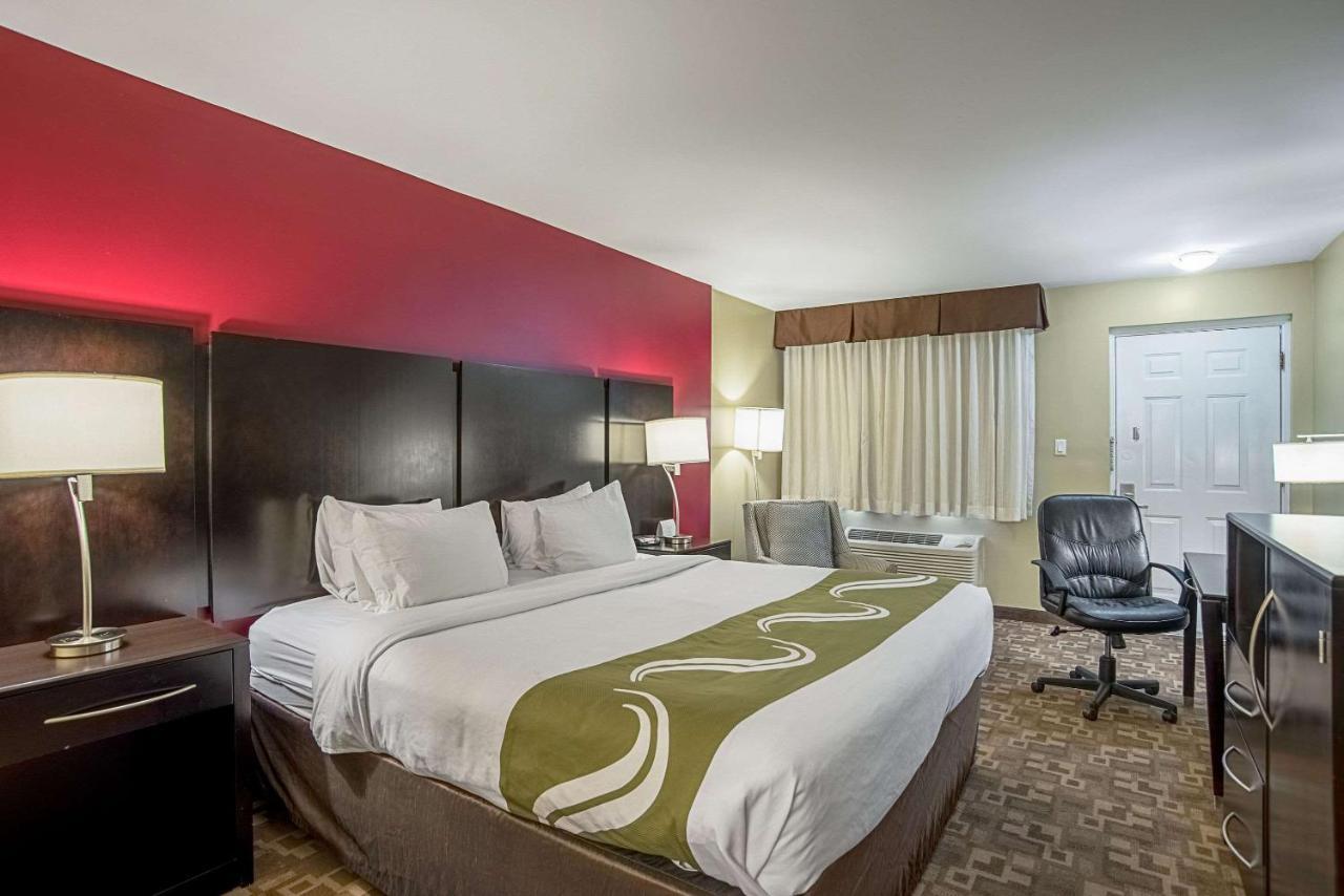 Quality Inn & Suites Phoenix Nw - Sun City Youngtown Ngoại thất bức ảnh